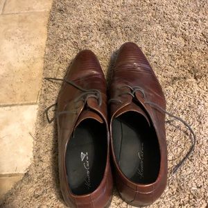 Size 12 Kenneth Cole dress shoes